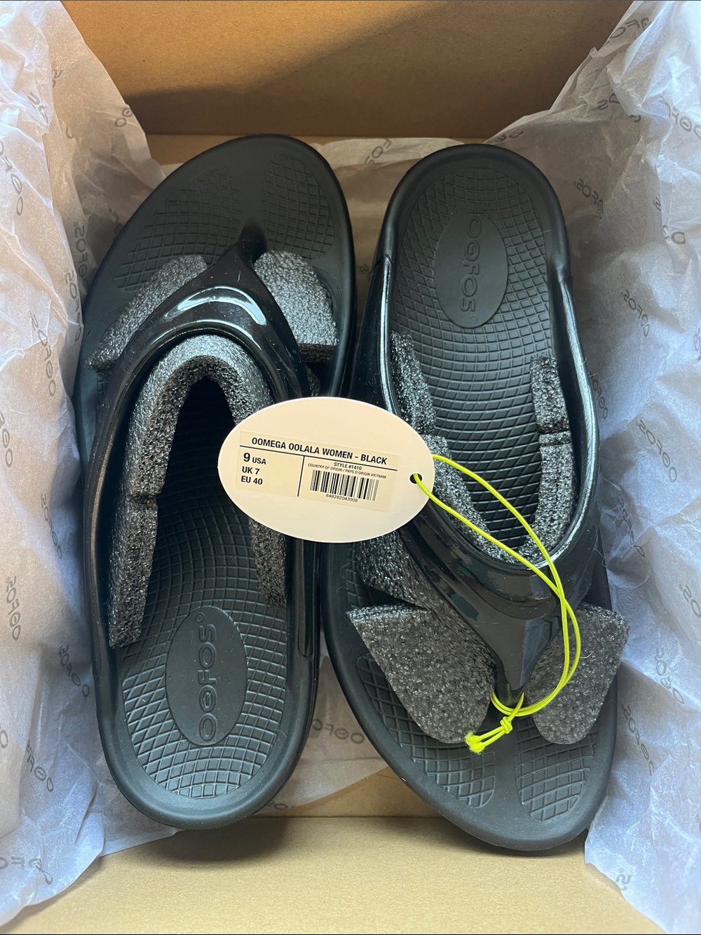 *NIB* OOFOS OOmega OOlala Women's Platform Recovery Thong Sandals - size 9